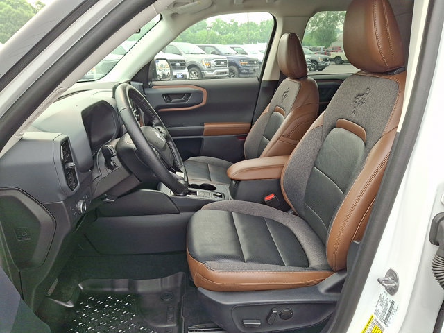 Certified 2021 Ford Bronco Sport Outer Banks w/ Outer Banks Package (96D) AWD/4WD image 14