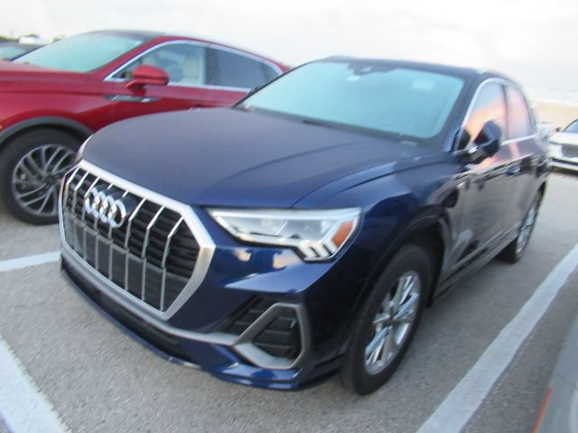 Used 2022 Audi Q3 2.0T Premium Plus AWD/4WD image 3