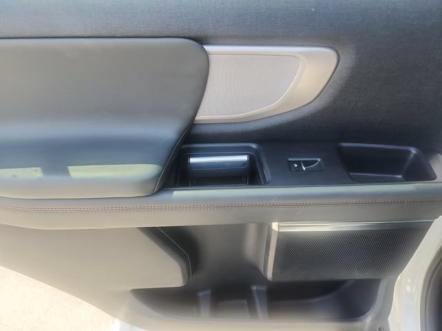 Certified 2025 Ford Expedition Active AWD/4WD image 27
