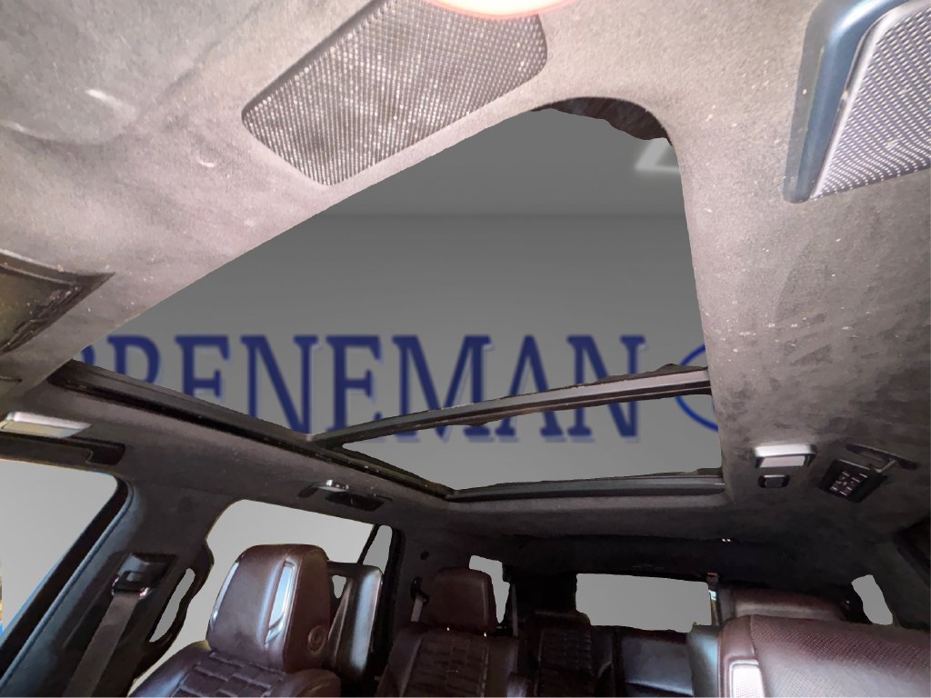 Used 2023 Cadillac Escalade Premium Luxury Platinum AWD/4WD image 34