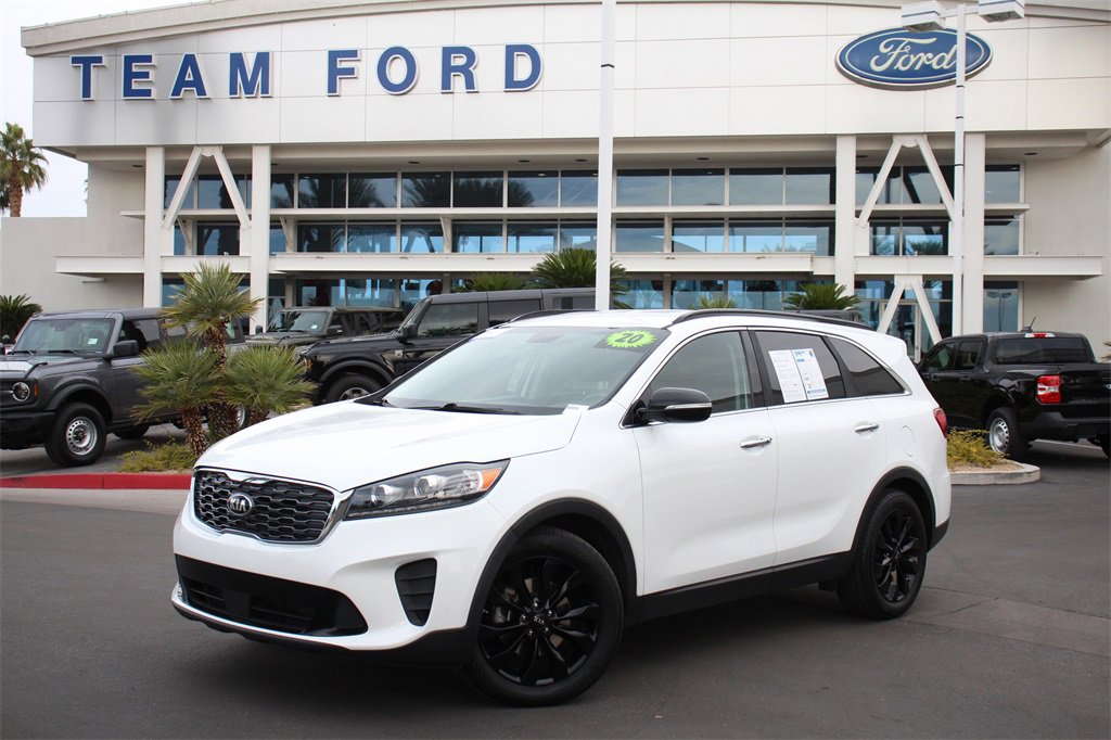 Used 2020 Kia Sorento S image 2