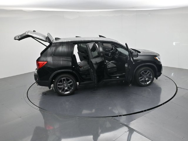 Used 2023 Honda Passport EX-L image 41