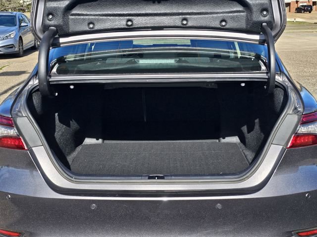 Used 2023 Toyota Camry XLE image 27