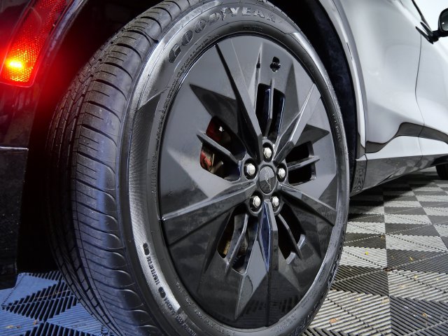 Certified 2025 Ford Mustang Mach-E GT AWD/4WD image 10