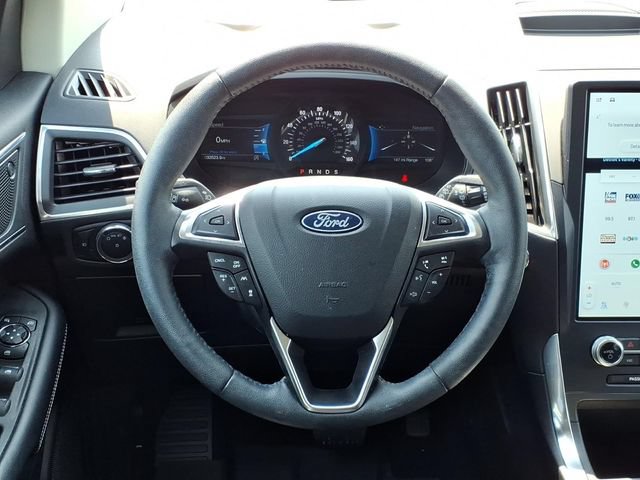 Certified 2024 Ford Edge Titanium w/ Equipment Group 301A AWD/4WD image 14