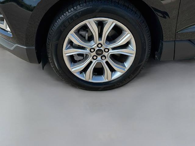 Certified 2024 Ford Edge Titanium AWD/4WD image 22