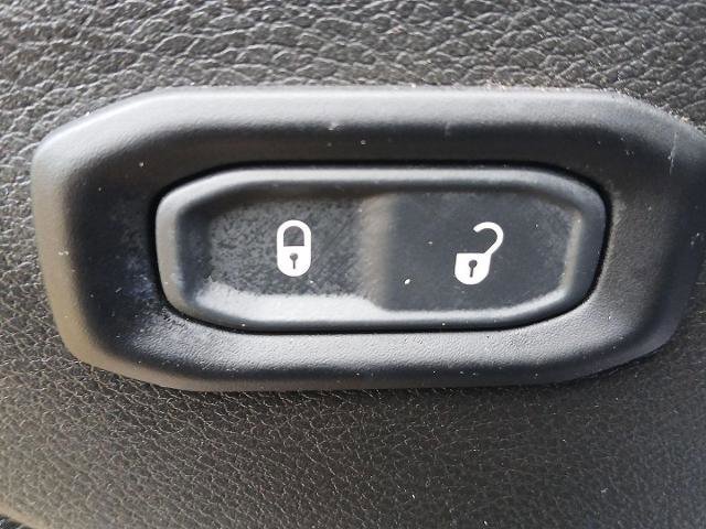 Used 2024 Jeep Gladiator Sport image 8