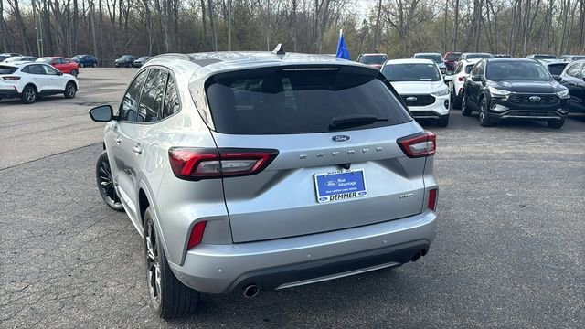 Certified 2023 Ford Escape ST-Line Elite image 3