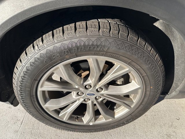 Certified 2023 Ford Explorer Limited w/ Equipment Group 301A image 6