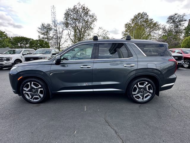 Used 2023 Hyundai Palisade Limited AWD/4WD image 2