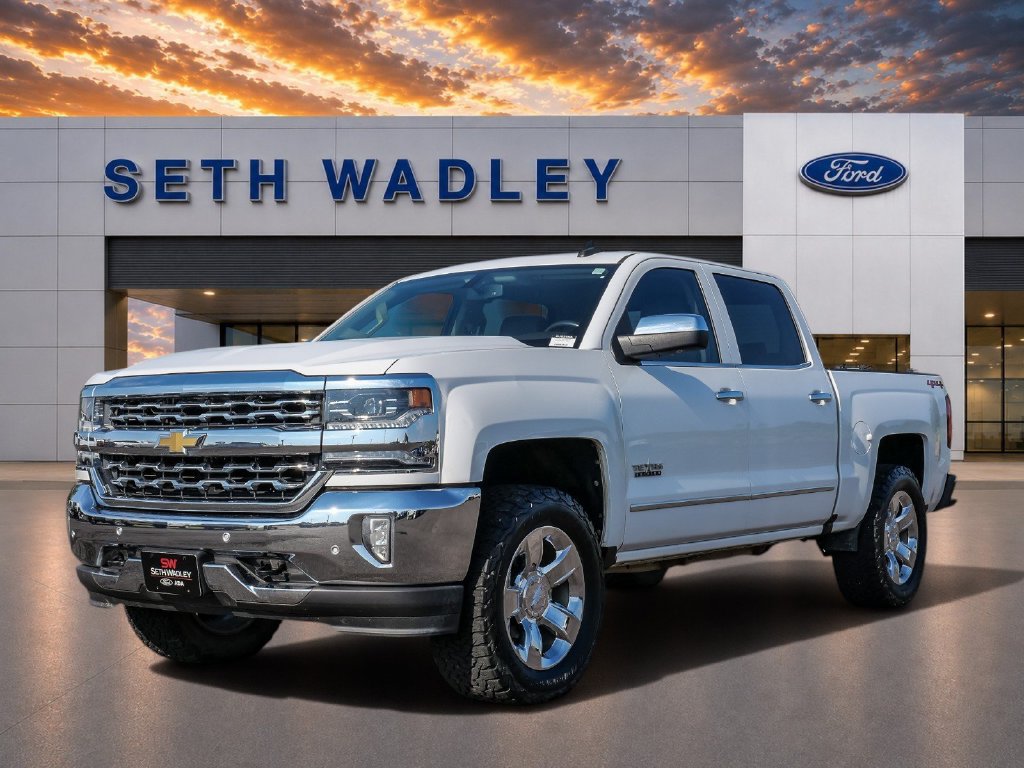 Used 2018 Chevrolet Silverado 1500 LTZ w/ Texas Edition AWD/4WD image 3