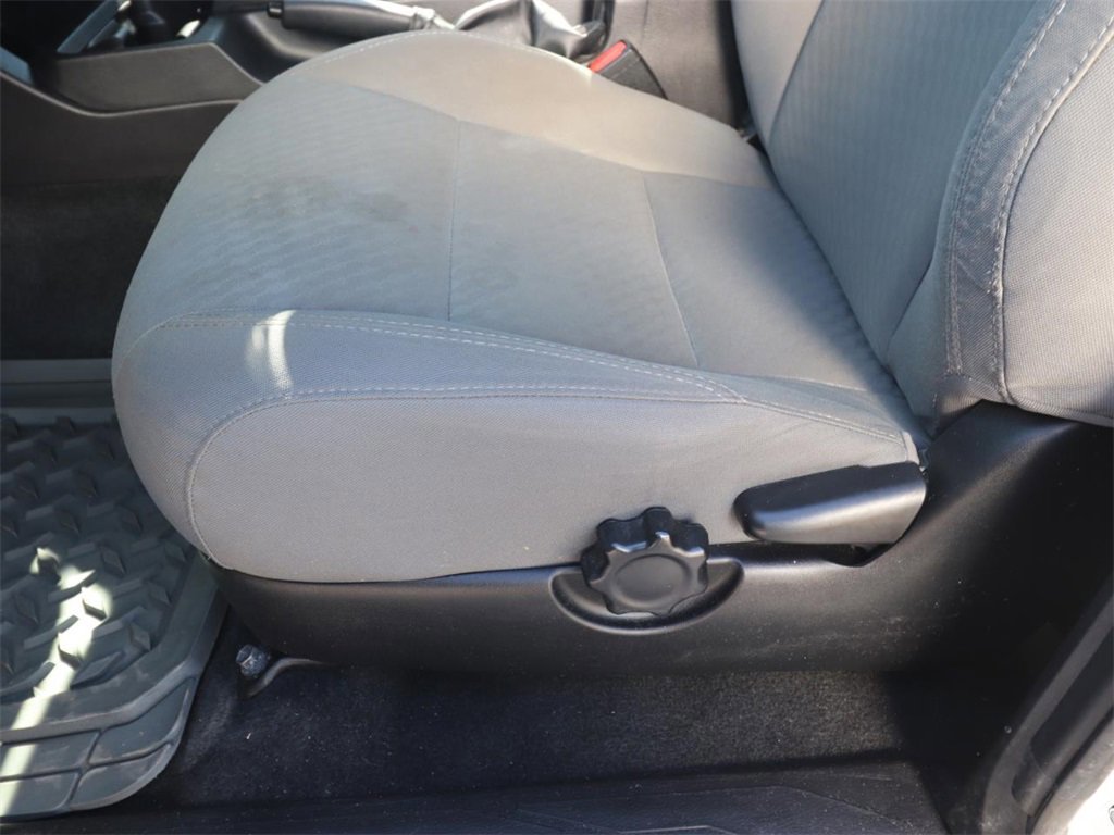 Used 2021 Toyota Tacoma SR image 15