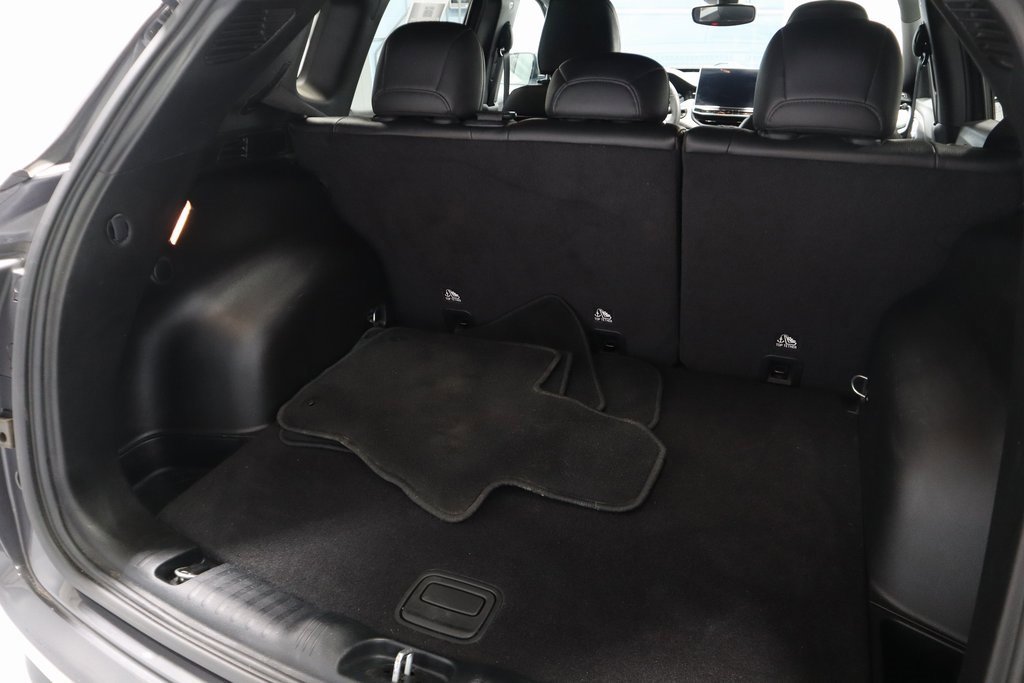 Used 2024 Jeep Compass Latitude image 15