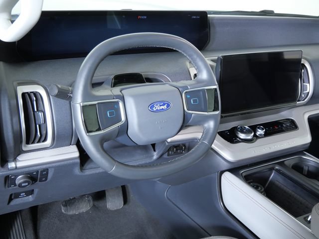 Certified 2025 Ford Expedition Active AWD/4WD image 20