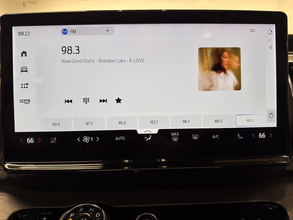 Certified 2025 Ford Expedition Platinum AWD/4WD image 27