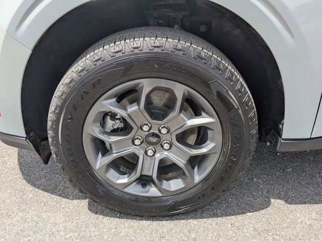 Certified 2022 Ford Maverick XLT w/ Equipment Group 300A Standard AWD/4WD image 27