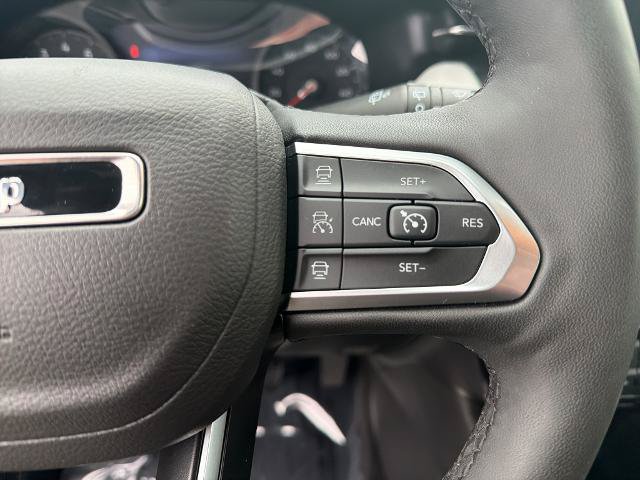 Used 2025 Jeep Compass Limited AWD/4WD image 19