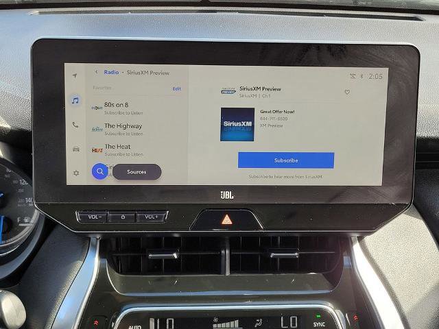 Used 2024 Toyota Venza XLE image 17