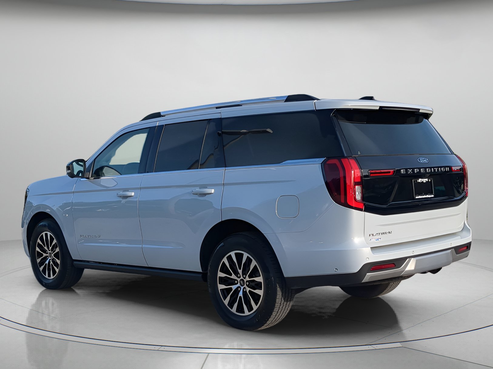 Certified 2025 Ford Expedition Platinum AWD/4WD image 42
