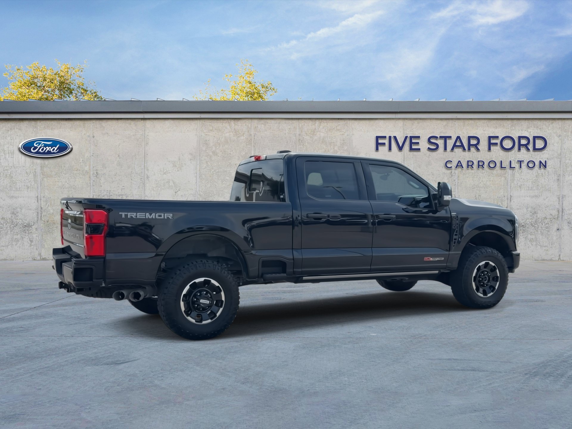 Certified 2025 Ford F250 Lariat w/ Tremor Off-Road Package AWD/4WD image 8