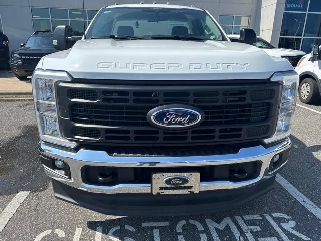 Certified 2024 Ford F250 XL w/ Snow Plow Prep Package AWD/4WD image 4