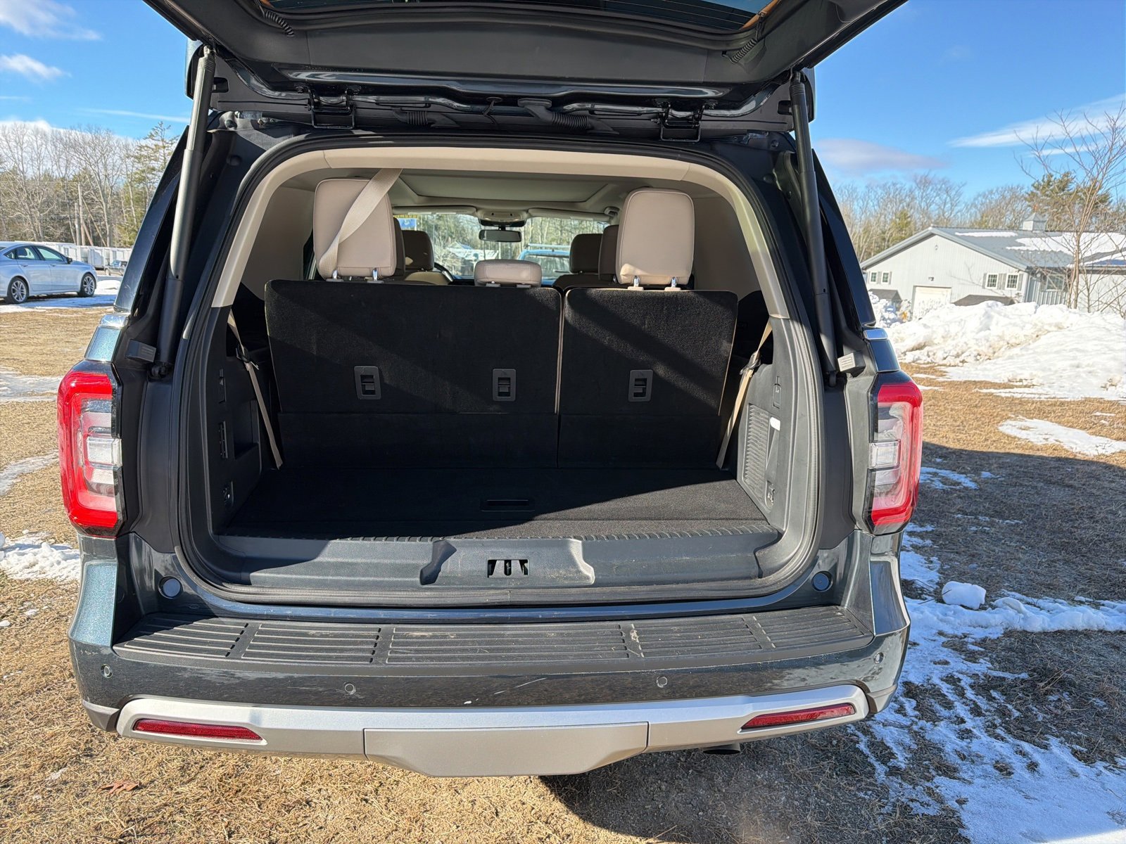 Certified 2024 Ford Expedition Limited image 8