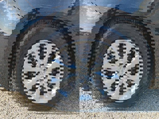 Used 2023 Toyota Corolla LE image 11