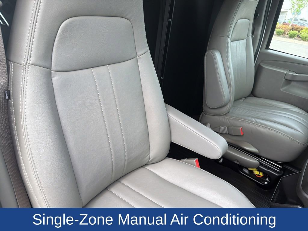 Used 2026 Chevrolet Express 2500 Extended w/ Driver Convenience Package image 17