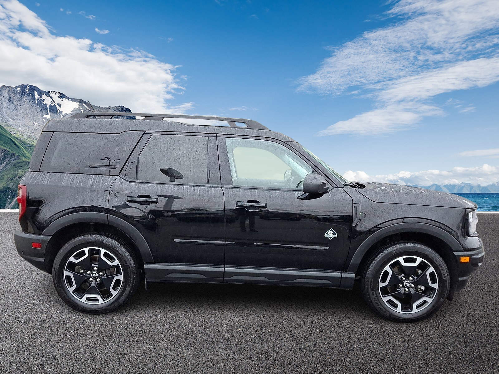 Certified 2023 Ford Bronco Sport Outer Banks w/ Tech Package image 7