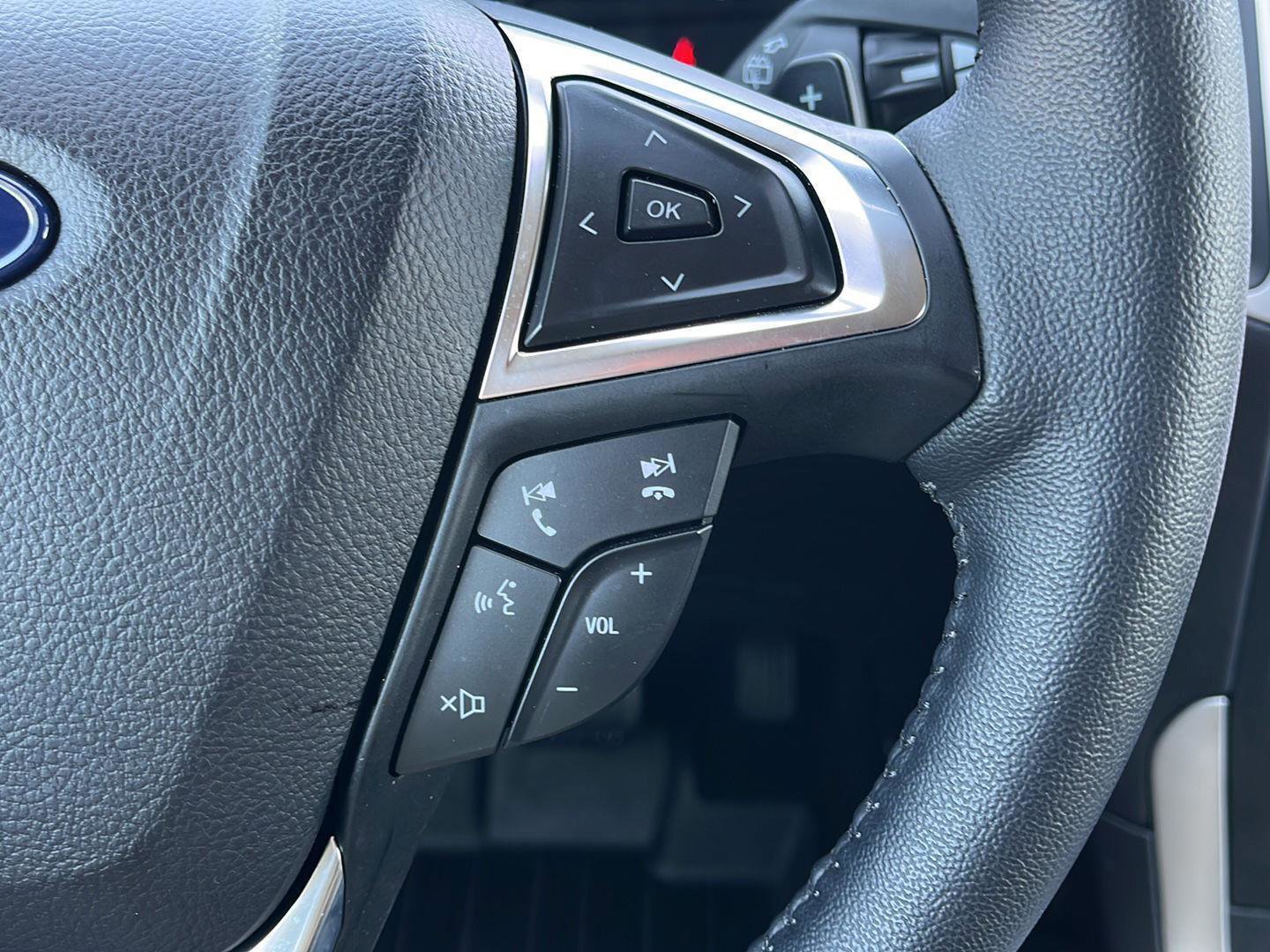 Certified 2024 Ford Edge SEL w/ Convenience Package image 25