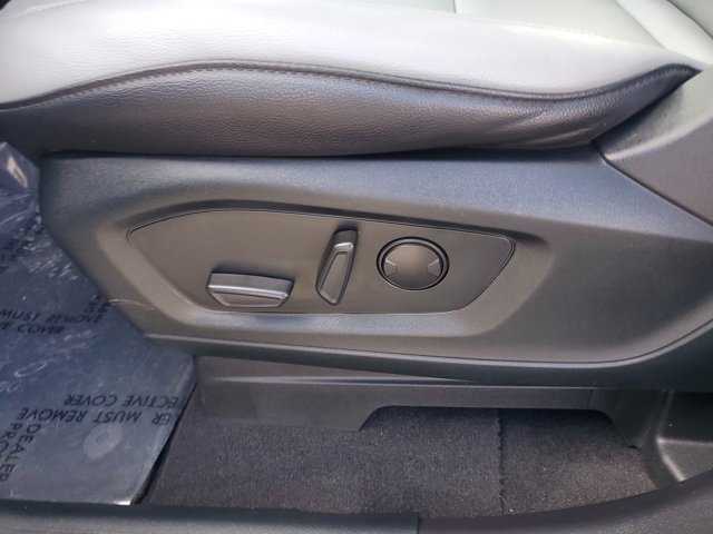 Certified 2021 Ford Explorer XLT w/ Equipment Group 202A image 16