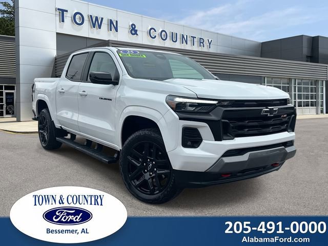 Used 2025 Chevrolet Colorado Z71 w/ Z71 Convenience Package 2 image 8