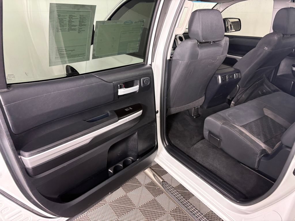 Used 2017 Toyota Tundra SR5 AWD/4WD image 23