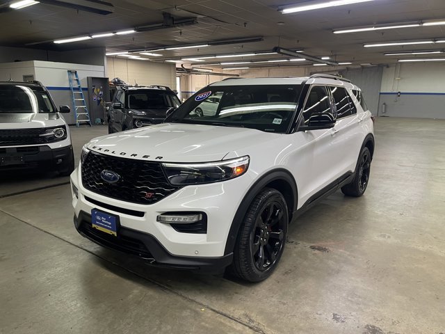 Certified 2021 Ford Explorer ST w/ Equipment Group 401A AWD/4WD image 3