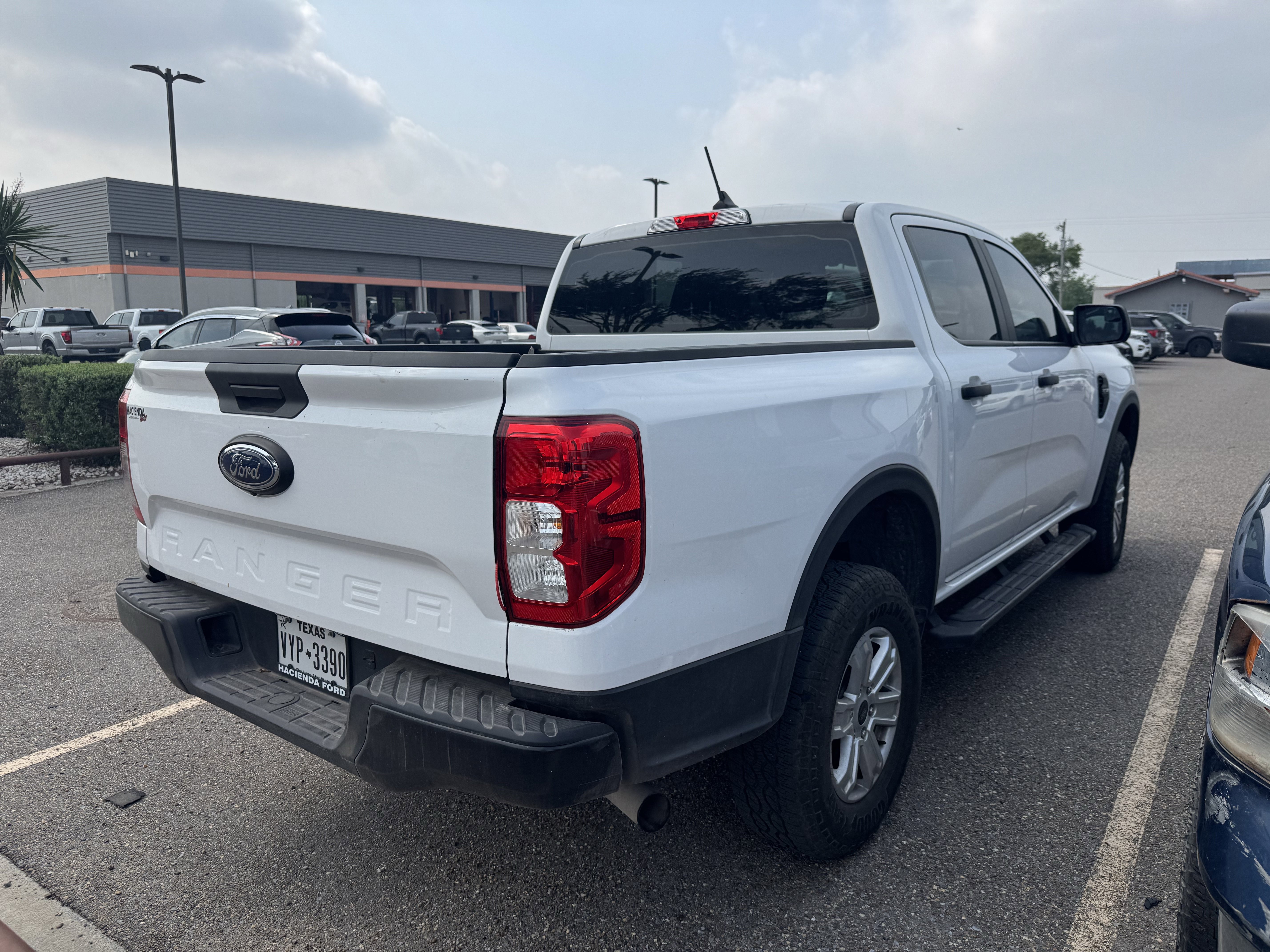 Certified 2024 Ford Ranger XL RWD image 8