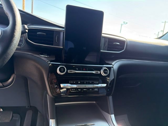 Certified 2023 Ford Explorer Limited w/ Limited Technology Package RWD image 15