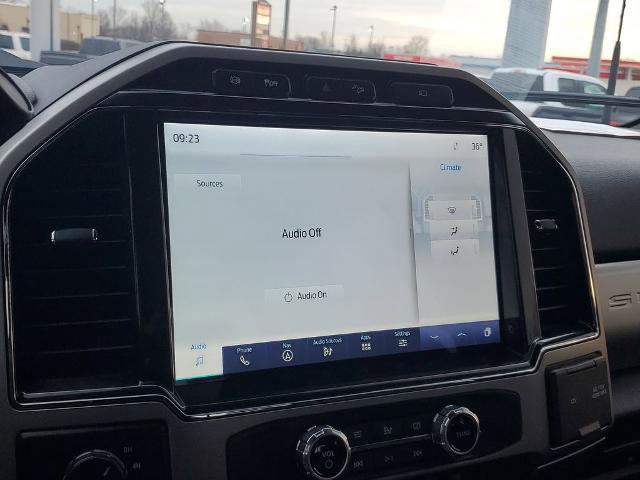 Certified 2022 Ford F450 Lariat w/ Lariat Ultimate Package image 26