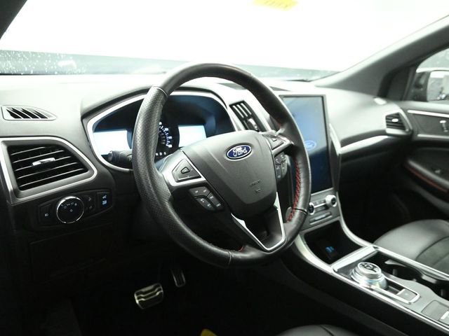 Certified 2021 Ford Edge ST-Line w/ Class II Trailer Tow Package image 27