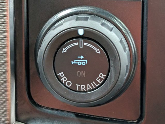 Certified 2022 Ford F150 Platinum w/ Equipment Group 701A High AWD/4WD image 7