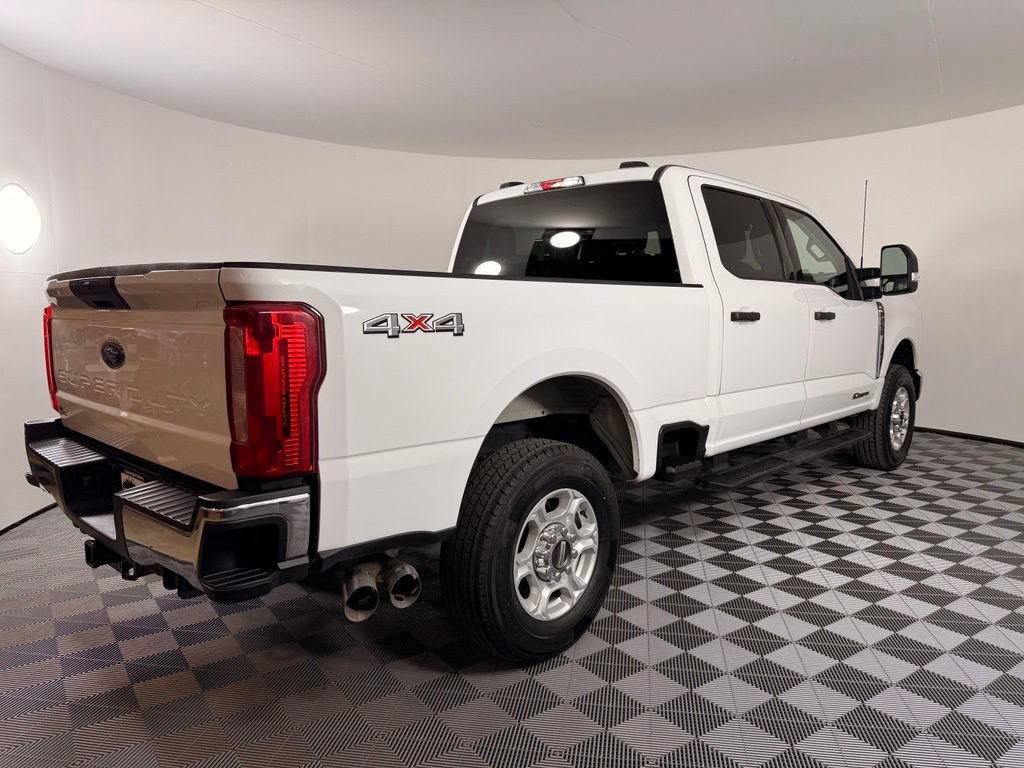 Certified 2025 Ford F250 XLT AWD/4WD image 10