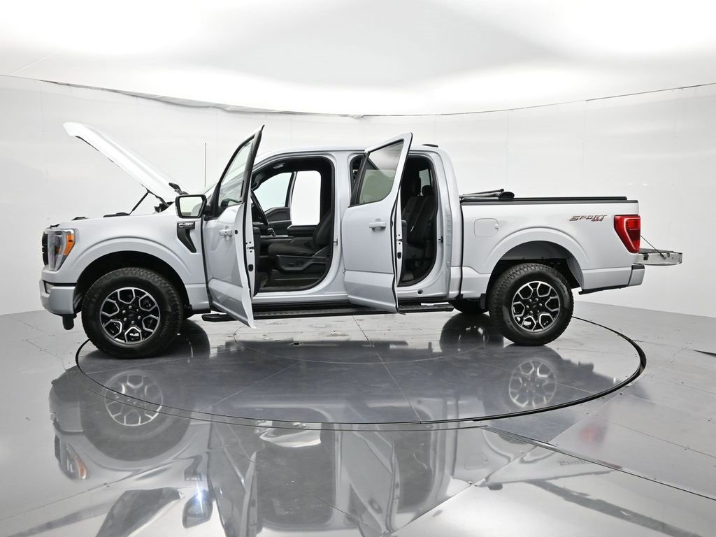 Certified 2022 Ford F150 XLT w/ Equipment Group 302A High image 45