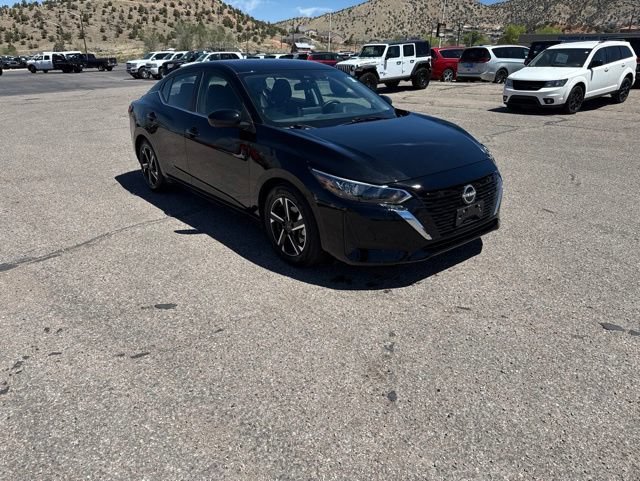 Used 2025 Nissan Sentra SV FWD image 3