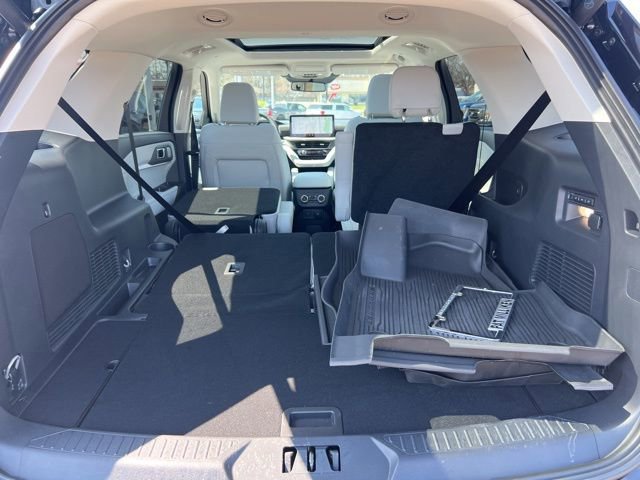 Certified 2025 Ford Explorer Platinum w/ LUX Leather Package AWD/4WD image 27