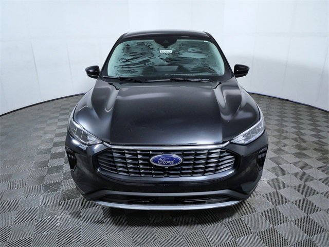 Certified 2023 Ford Escape Active w/ Tech Pack #2 image 3