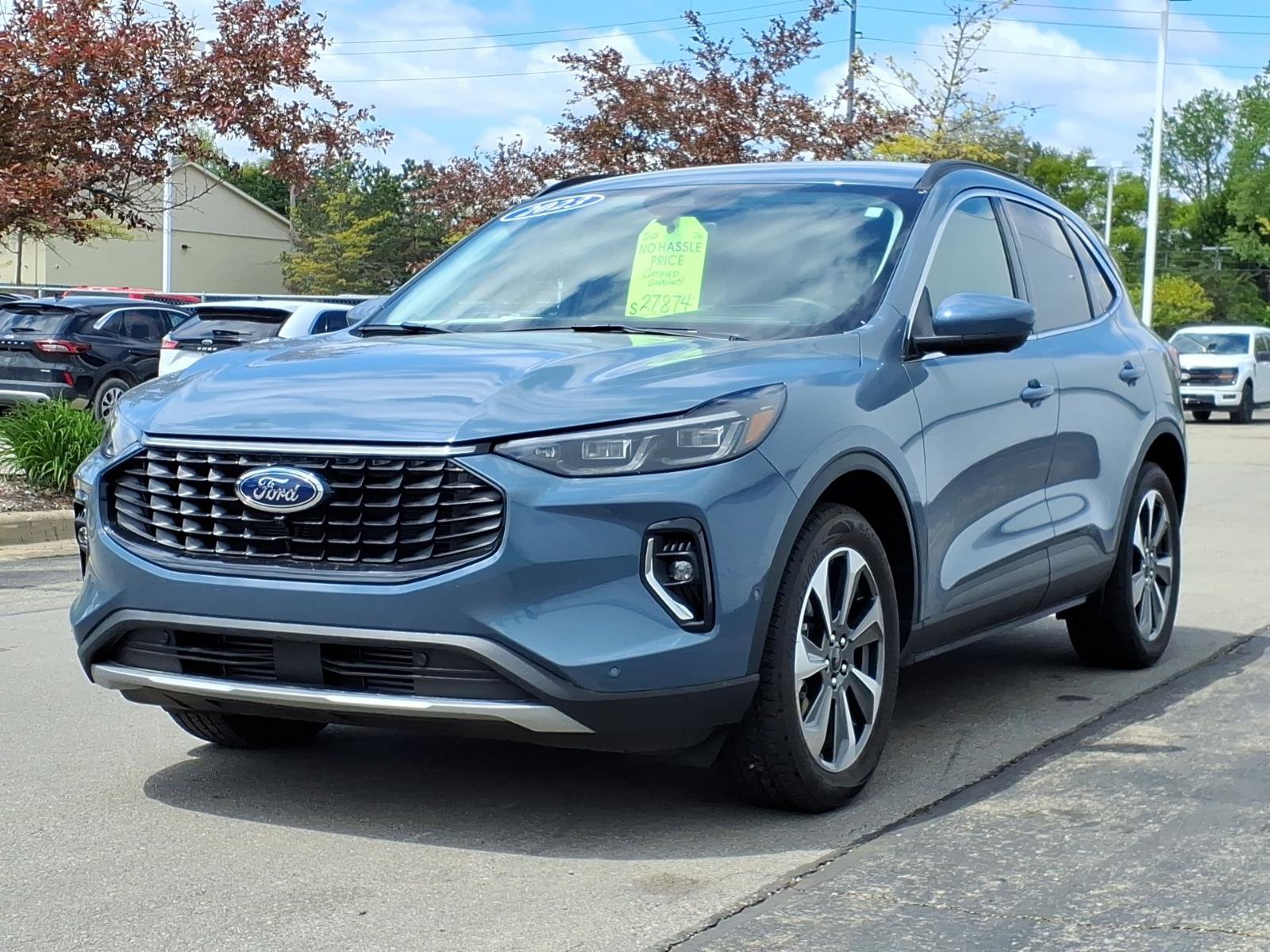 Certified 2023 Ford Escape Platinum w/ Premium Technology Package AWD/4WD image 3