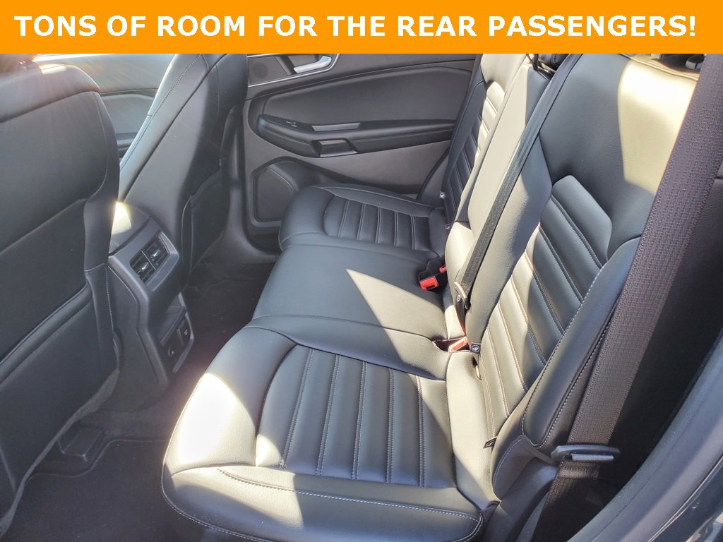 Certified 2022 Ford Edge SEL w/ Convenience Package image 9