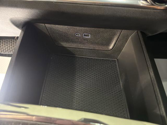 Used 2025 Chevrolet Equinox RS image 26