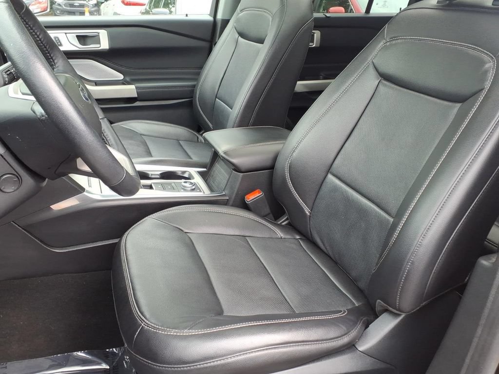 Certified 2023 Ford Explorer Limited w/ Limited Technology Package AWD/4WD image 15