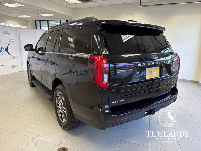 Certified 2025 Ford Expedition Active RWD image 6
