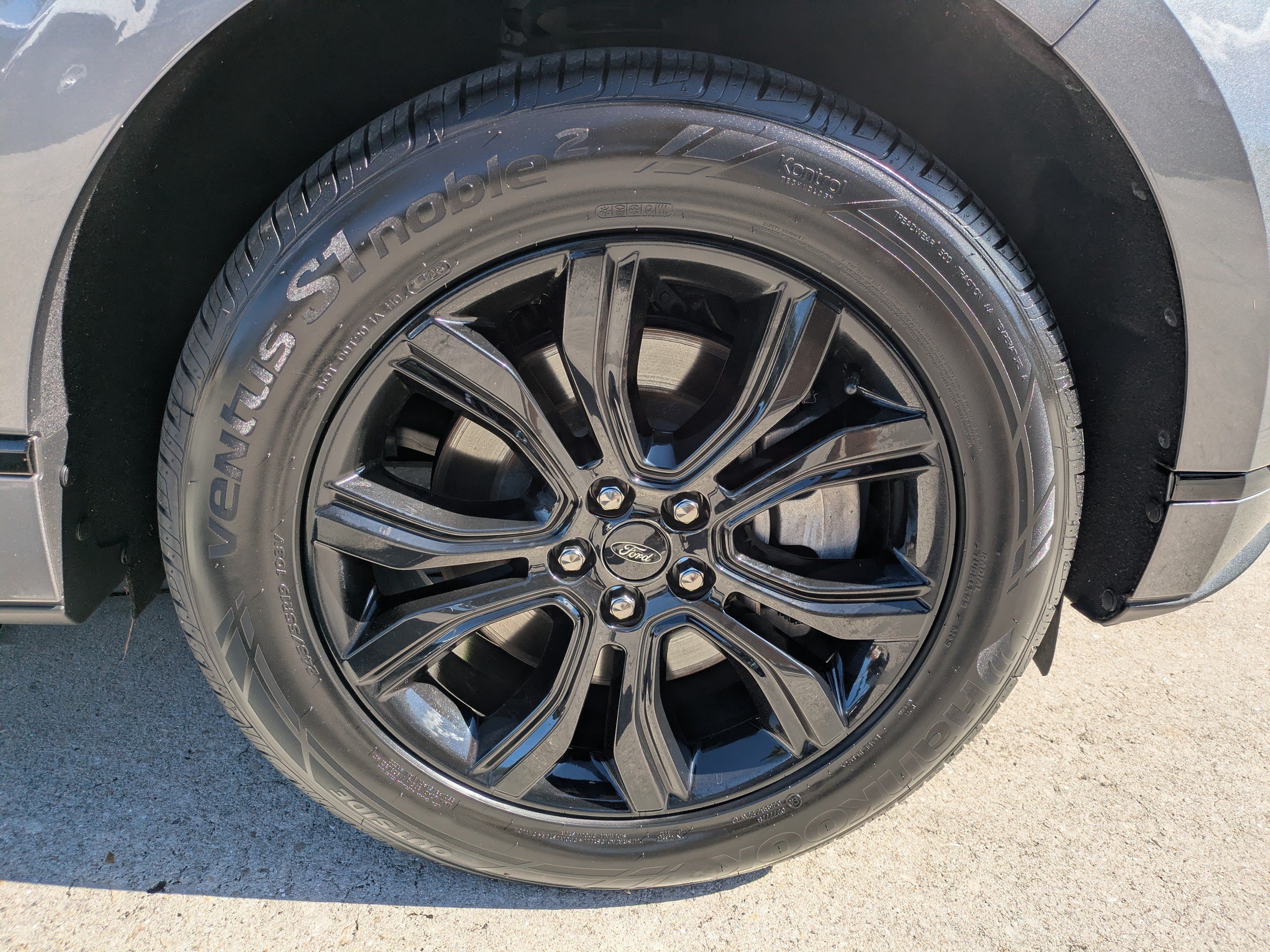 Certified 2024 Ford Edge SE w/ Black Appearance Package AWD/4WD image 11